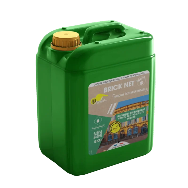 BRICK NET EKO’R limpia fachadas de ladrillo y superficies minerales de forma biodegradable, eliminando suciedad urbana y depósitos negros de manera eficaz.